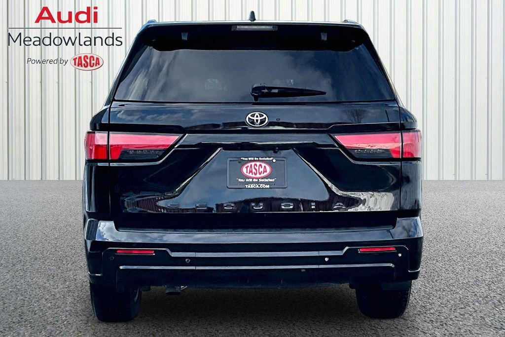 Used 2023 Toyota Sequoia Platinum image 5