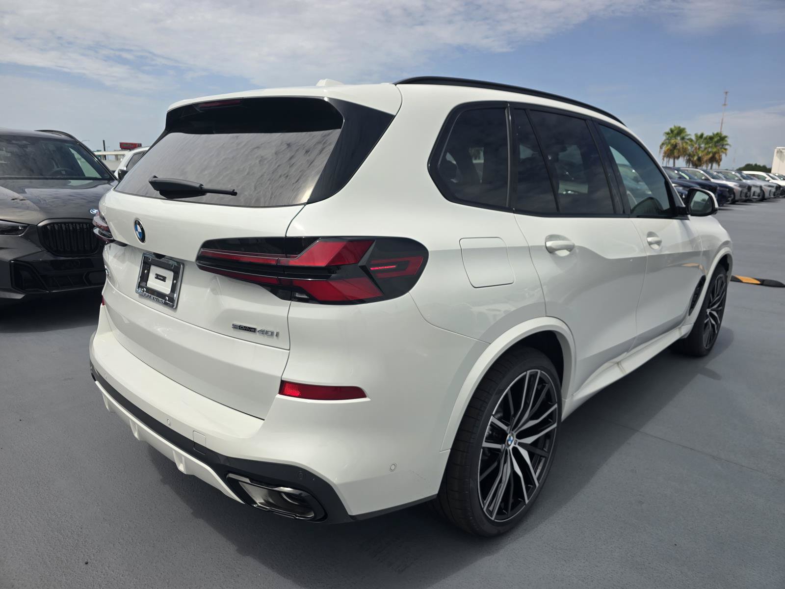 New 2026 BMW X5 sDrive40i w/ M Sport Package RWD image 28