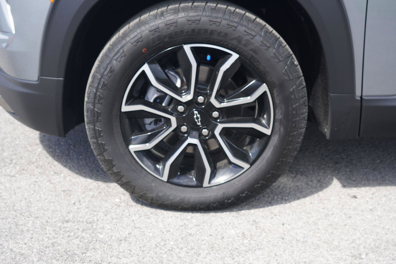 New 2026 Chevrolet TrailBlazer ACTIV AWD/4WD image 10