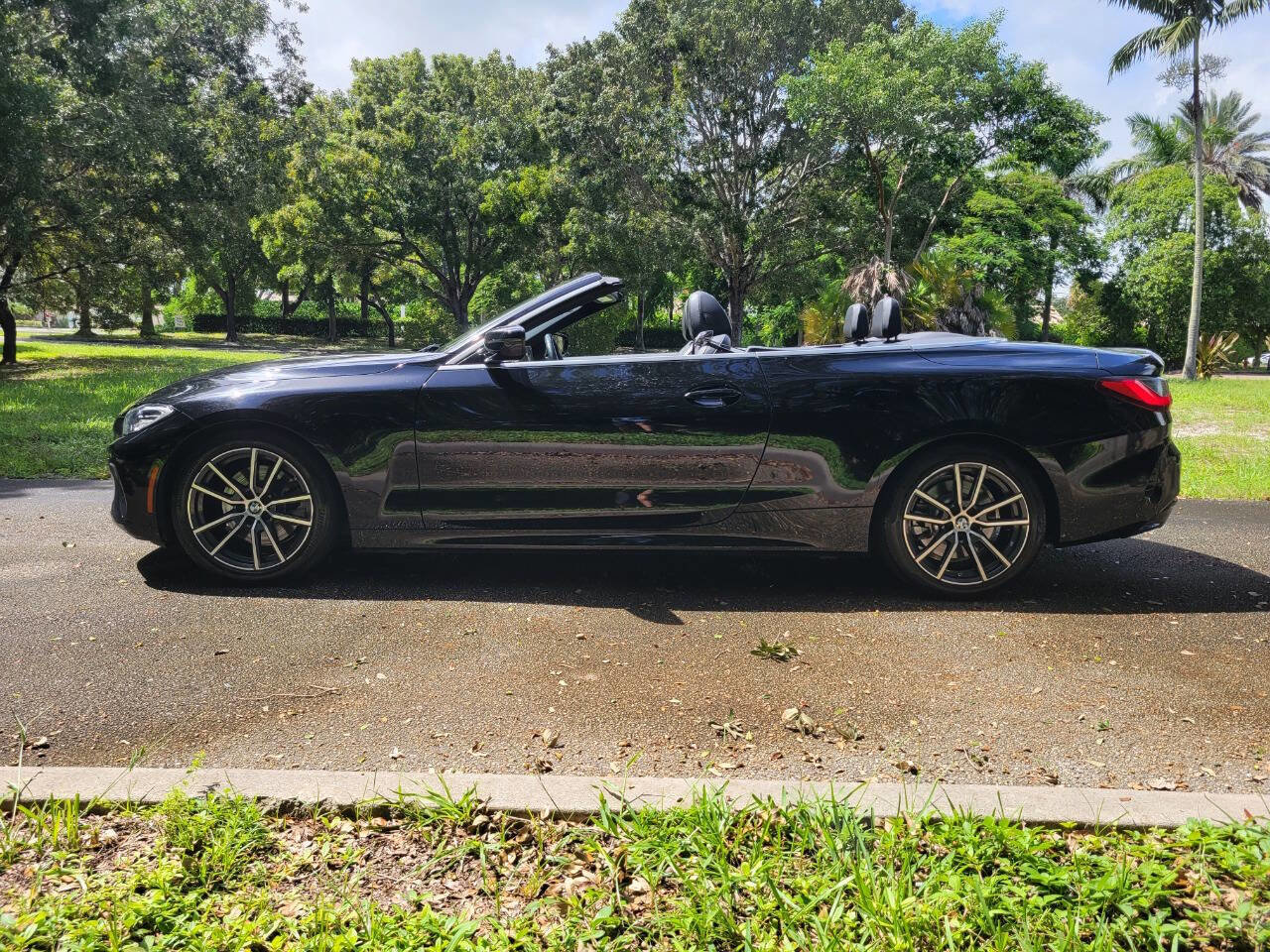 Used 2024 BMW 430i Convertible image 4