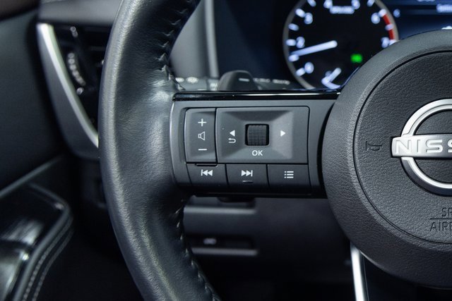 Used 2022 Nissan Rogue SL w/ SL Premium Package image 15