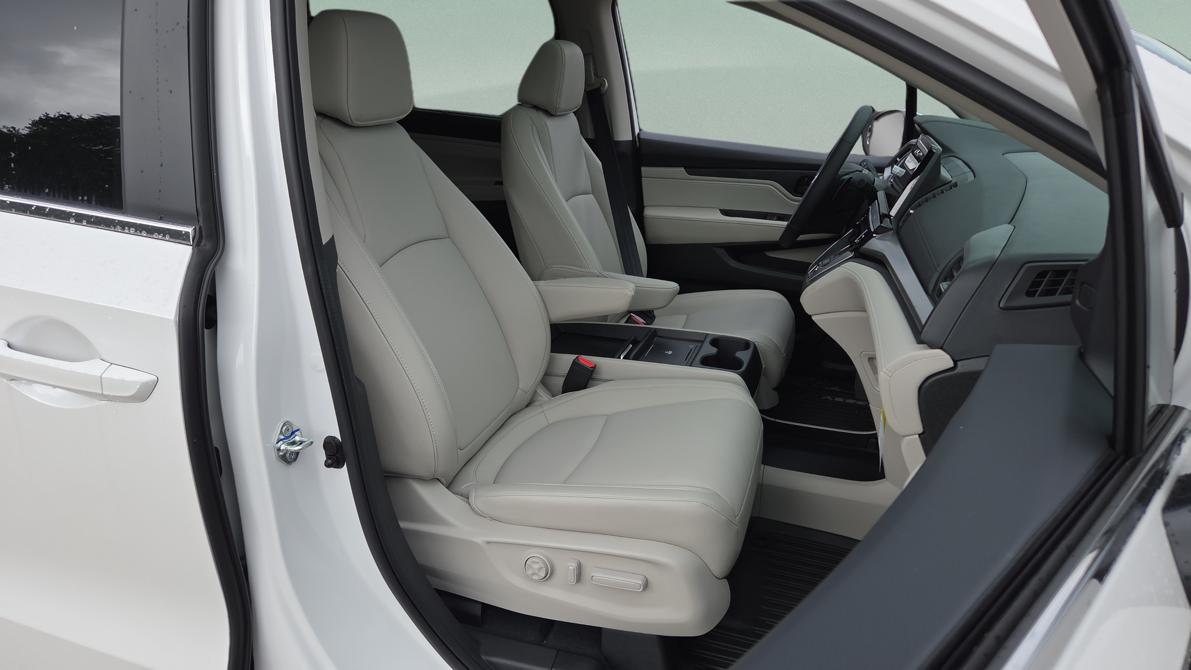New 2026 Honda Odyssey EX-L image 17