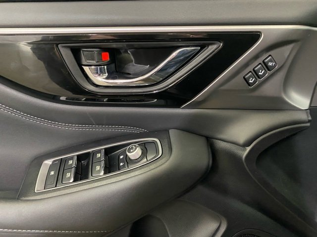 Used 2020 Subaru Outback Limited image 13