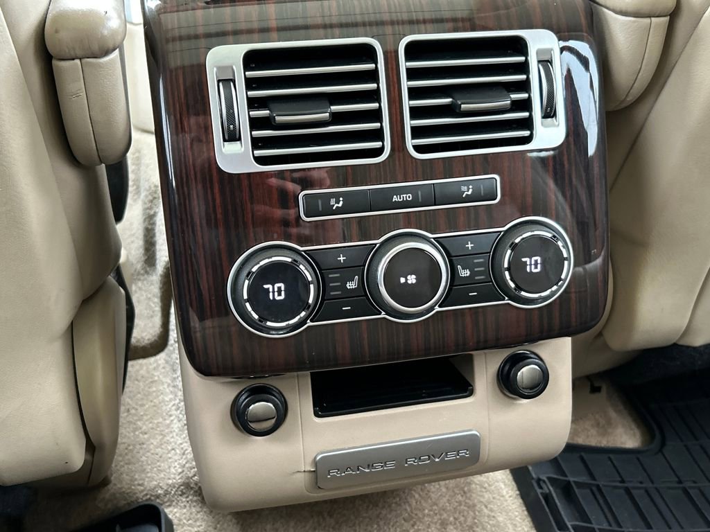 Used 2014 Land Rover Range Rover HSE image 21