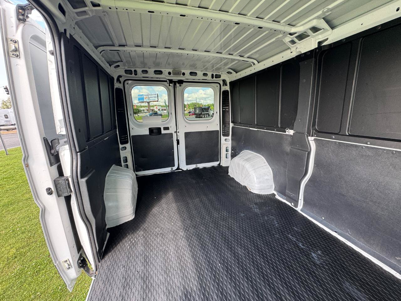Used 2021 RAM ProMaster 2500 FWD image 15