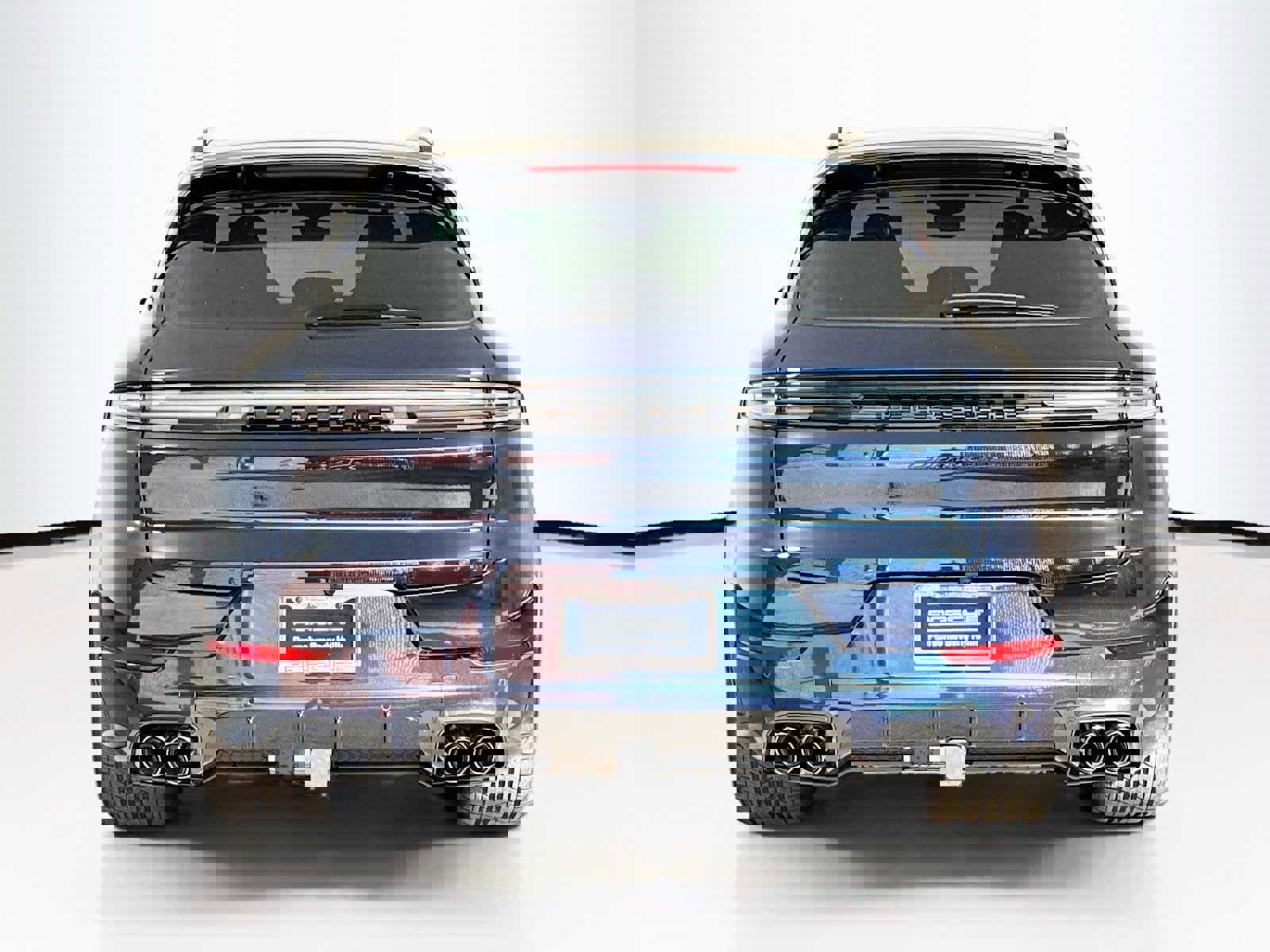 New 2026 Porsche Cayenne GTS image 10