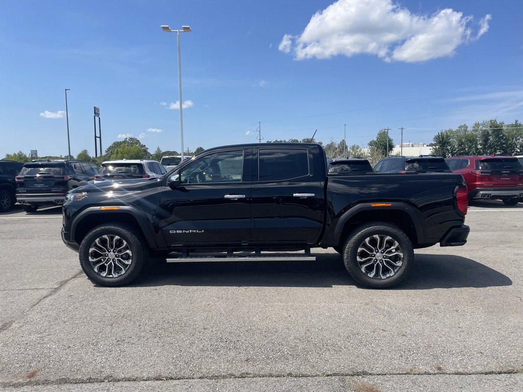 New 2026 GMC Canyon Denali image 4