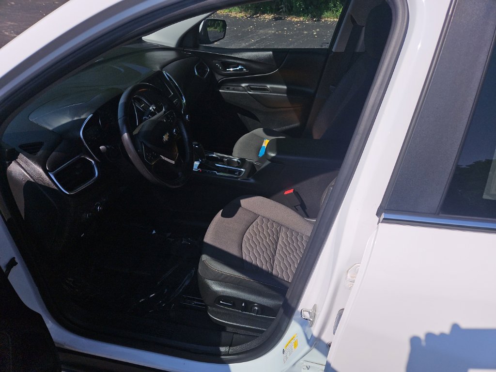 Used 2021 Chevrolet Equinox LT AWD/4WD image 15