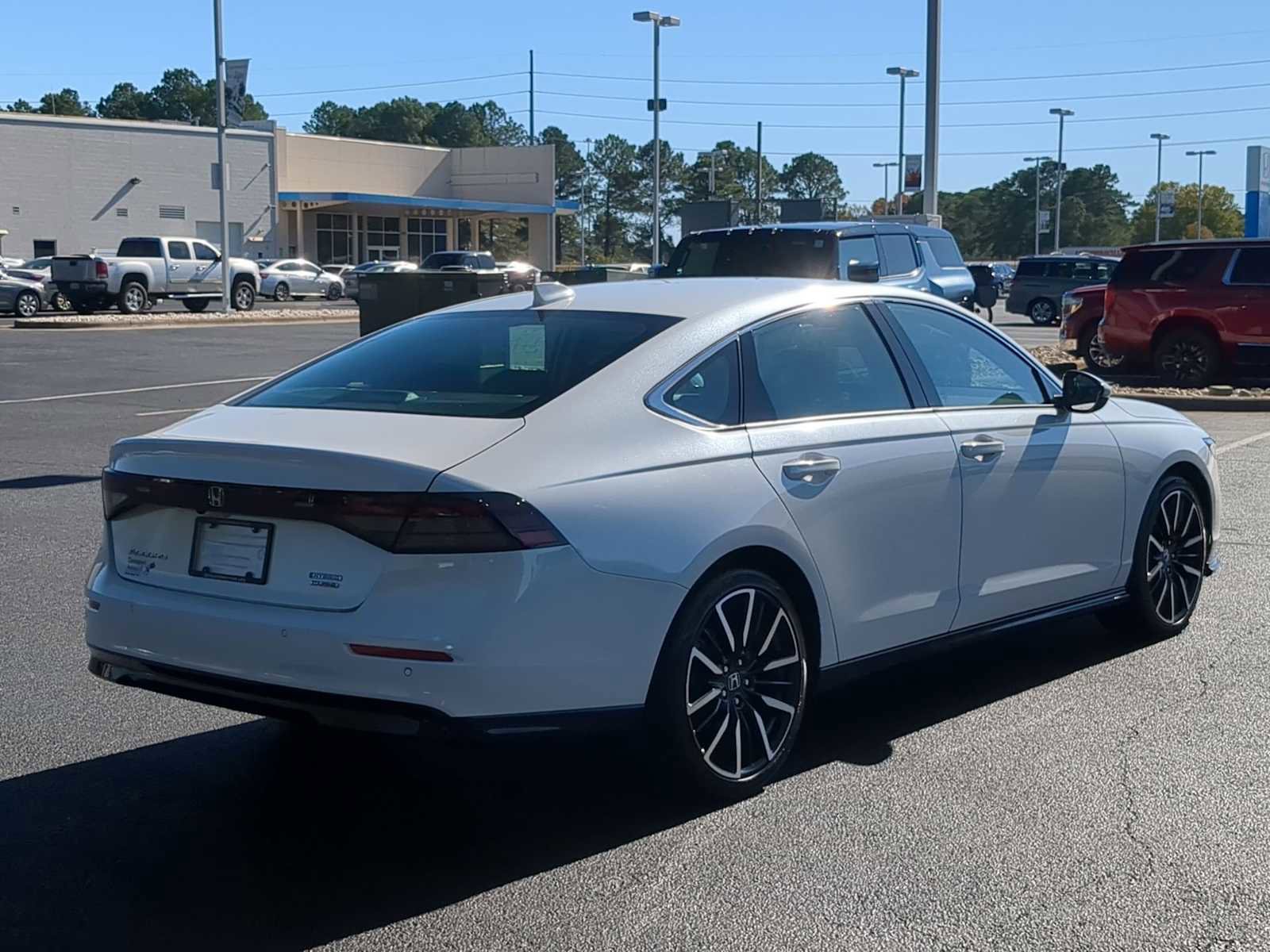 Used 2023 Honda Accord Touring image 8