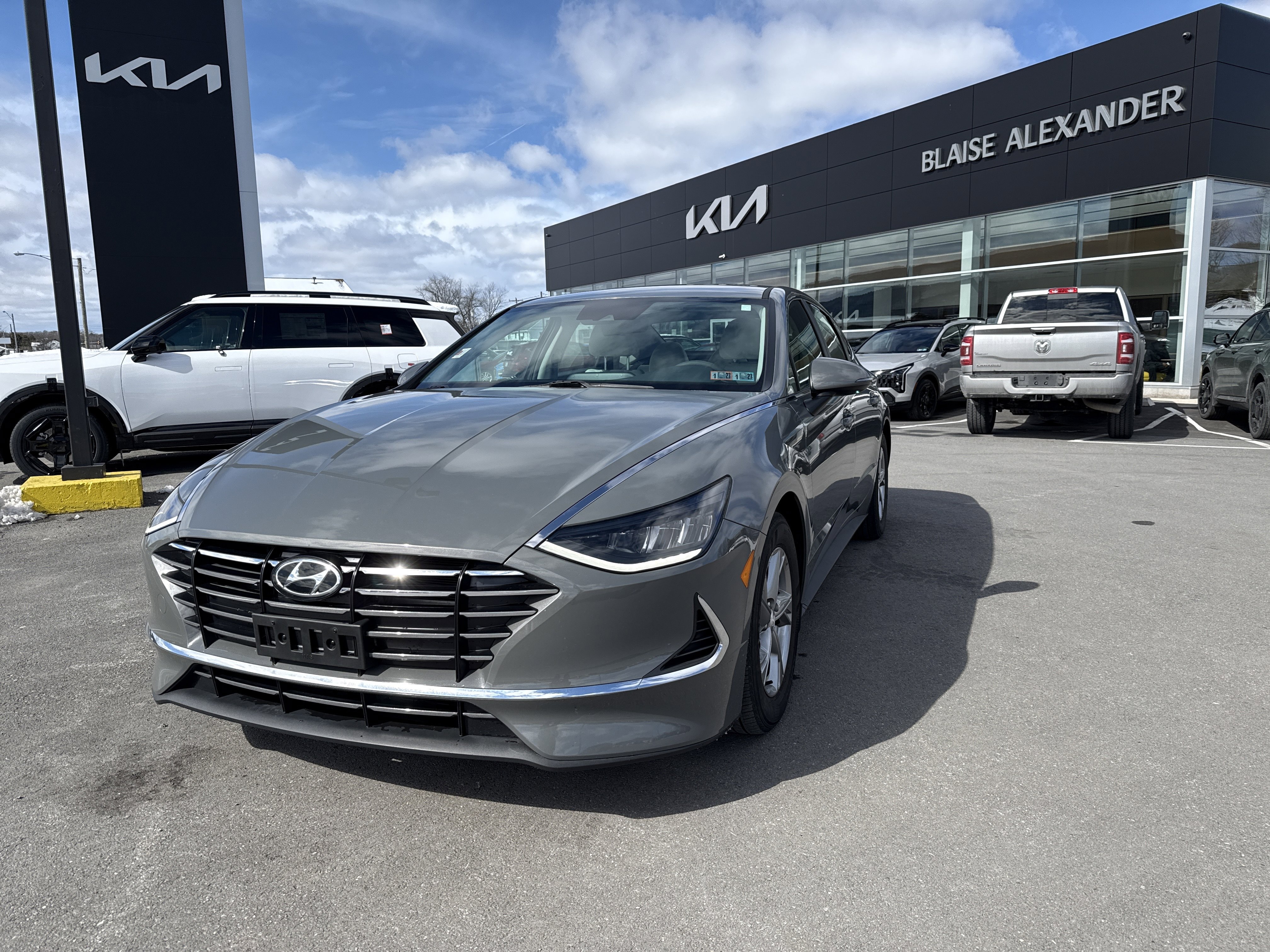 Used 2023 Hyundai Sonata SE image 20