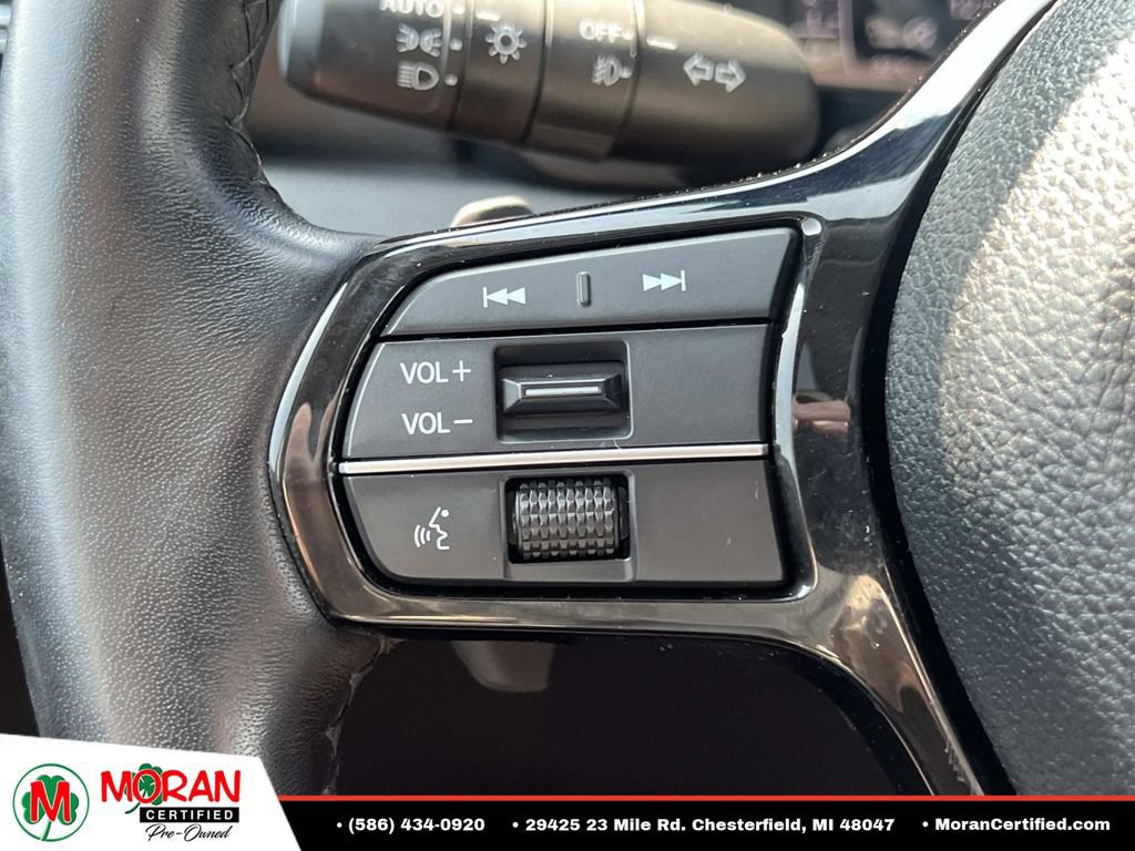 Used 2023 Honda Pilot Touring image 27