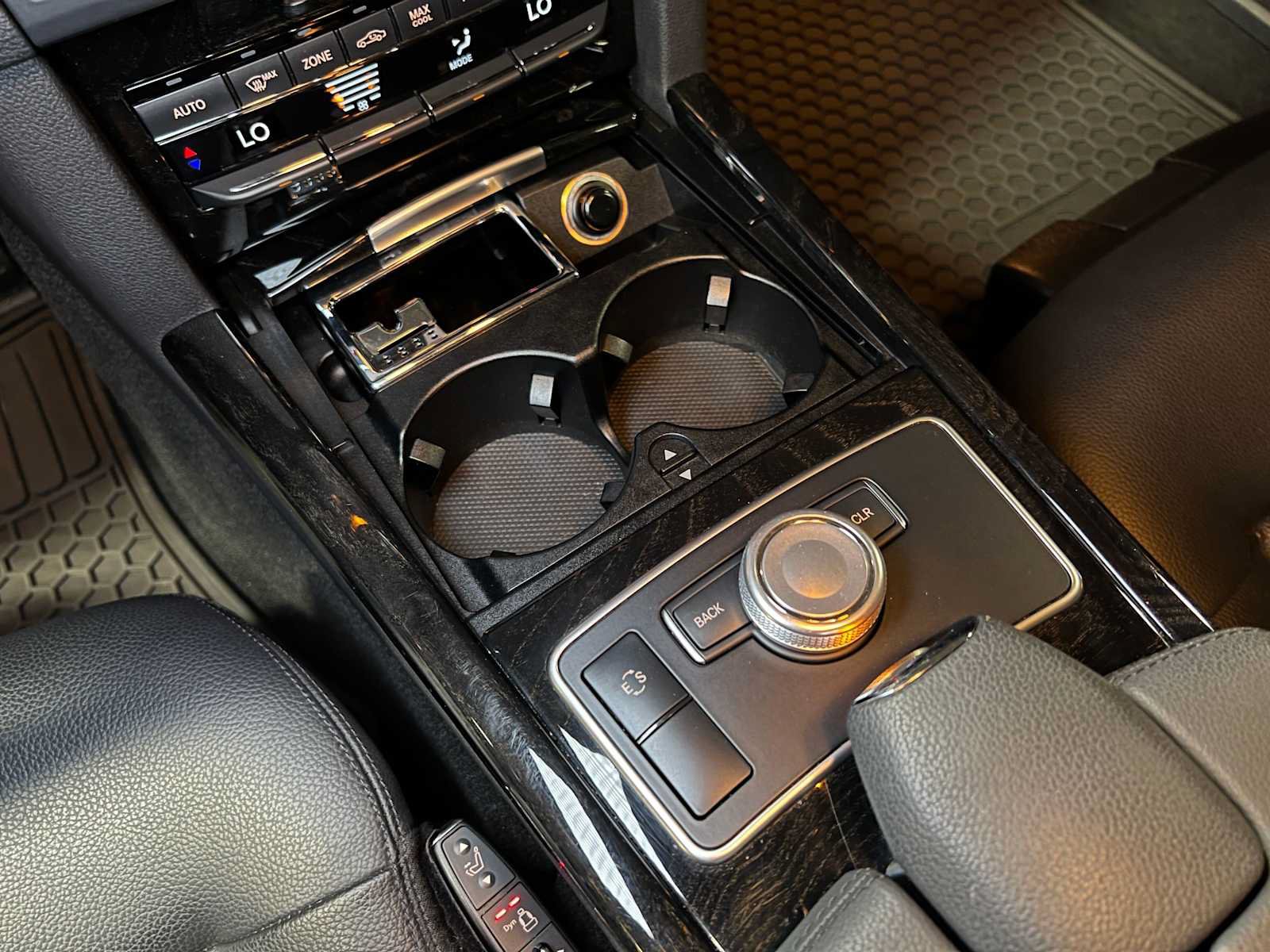 Used 2012 Mercedes-Benz E 350 4MATIC Sedan image 35