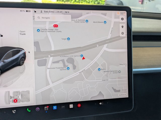 Used 2024 Tesla Model Y Long Range AWD/4WD image 12