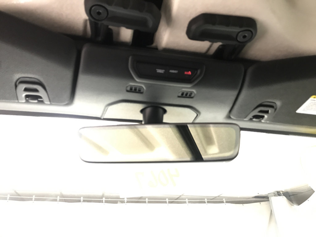 Used 2021 Jeep Gladiator Willys image 17