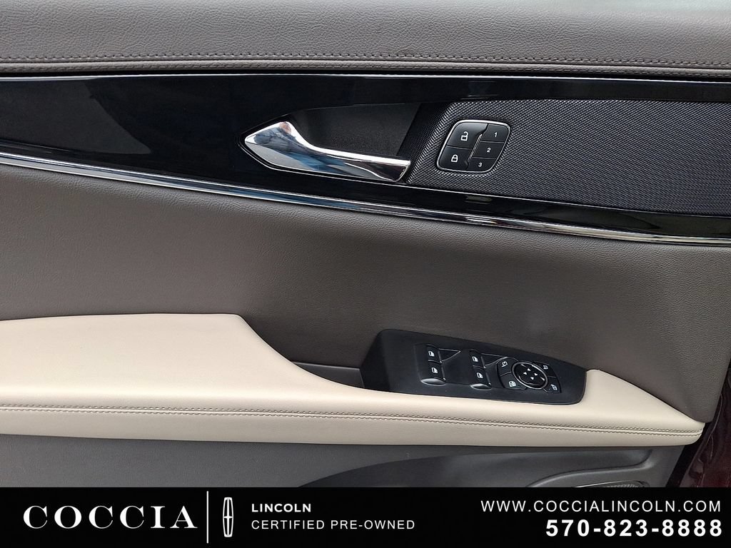 Certified 2023 Lincoln Nautilus Reserve AWD/4WD image 12