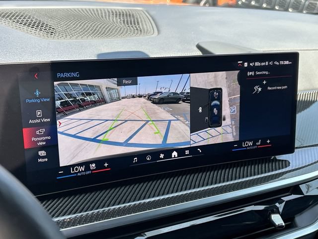 Used 2026 BMW X7 M60i AWD/4WD image 28