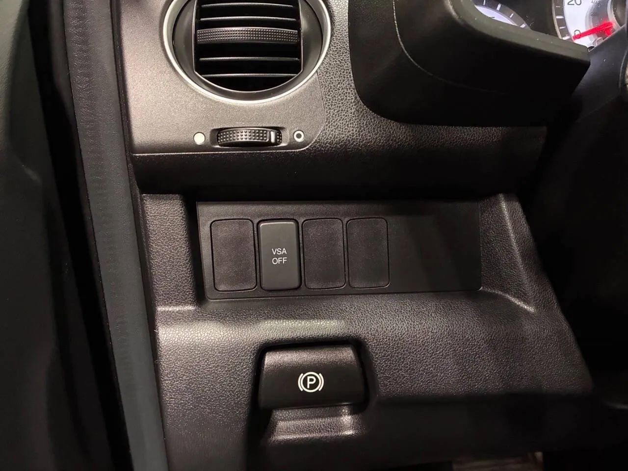 Used 2010 Honda Pilot LX image 15