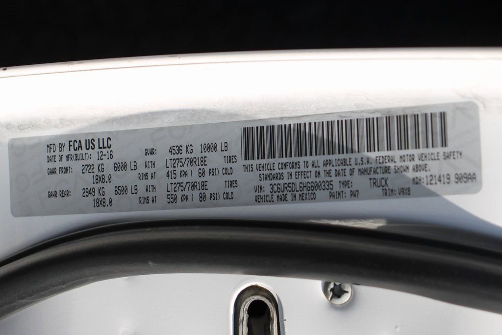 Used 2017 RAM 2500 SLT AWD/4WD image 47