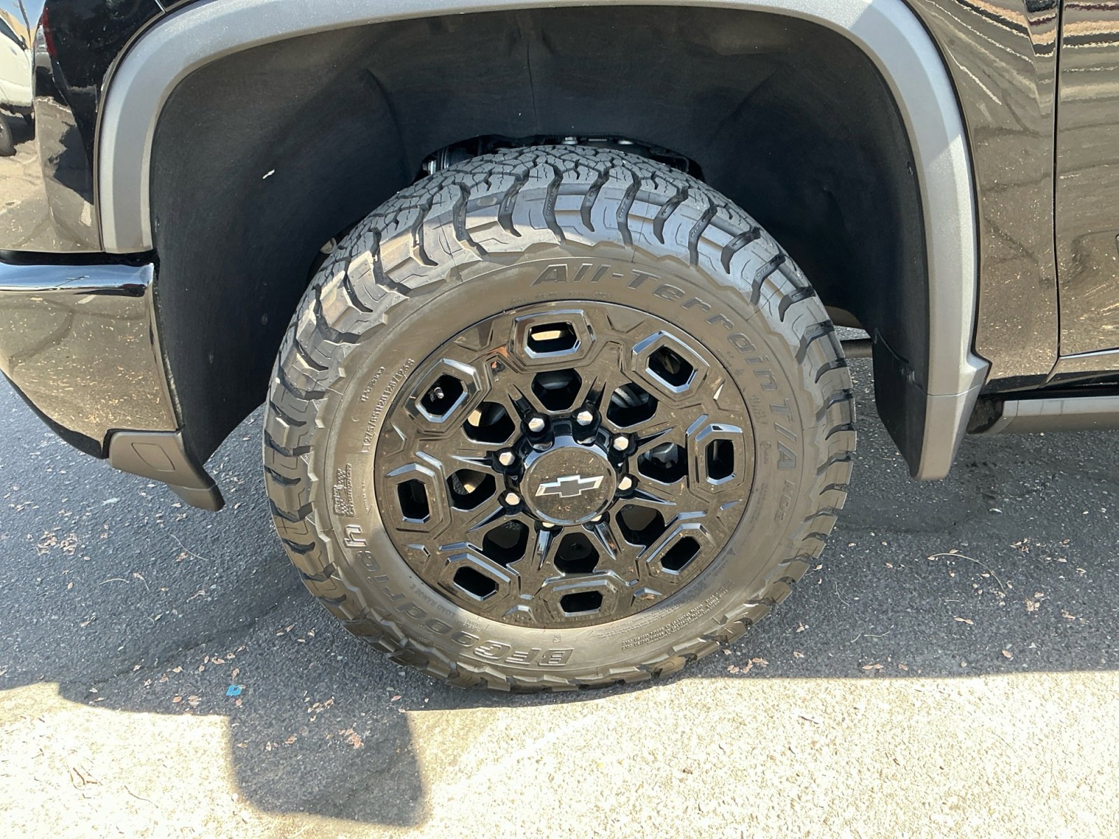 Used 2024 Chevrolet Silverado 2500 High Country w/ High Country Premium Package AWD/4WD image 26