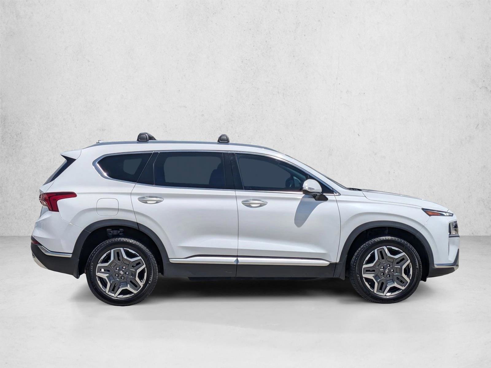Used 2022 Hyundai Santa Fe SEL Convenience w/ Cargo Package AWD/4WD image 4