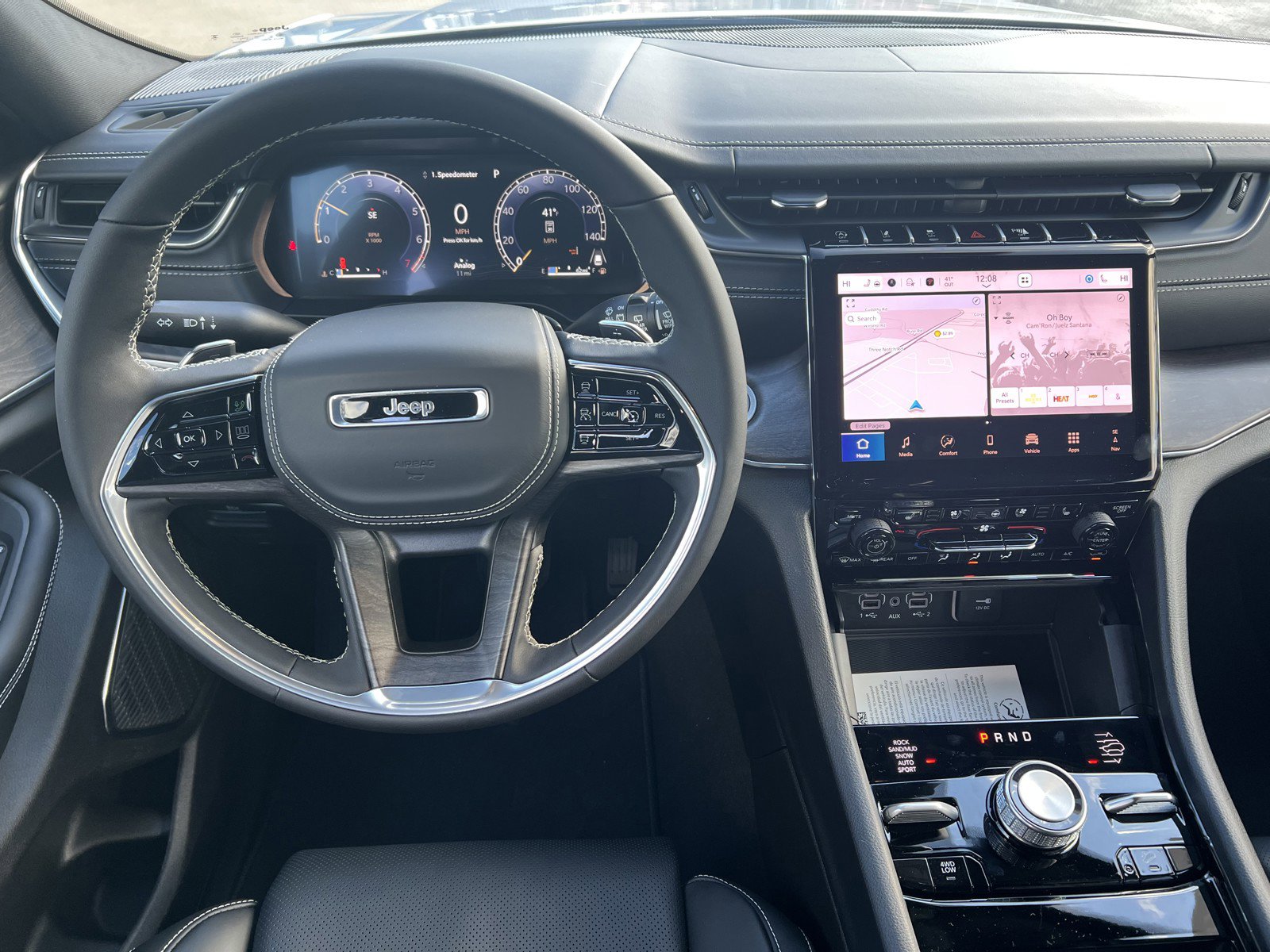 New 2025 Jeep Grand Cherokee L Overland w/ Luxury Tech Group IV image 23