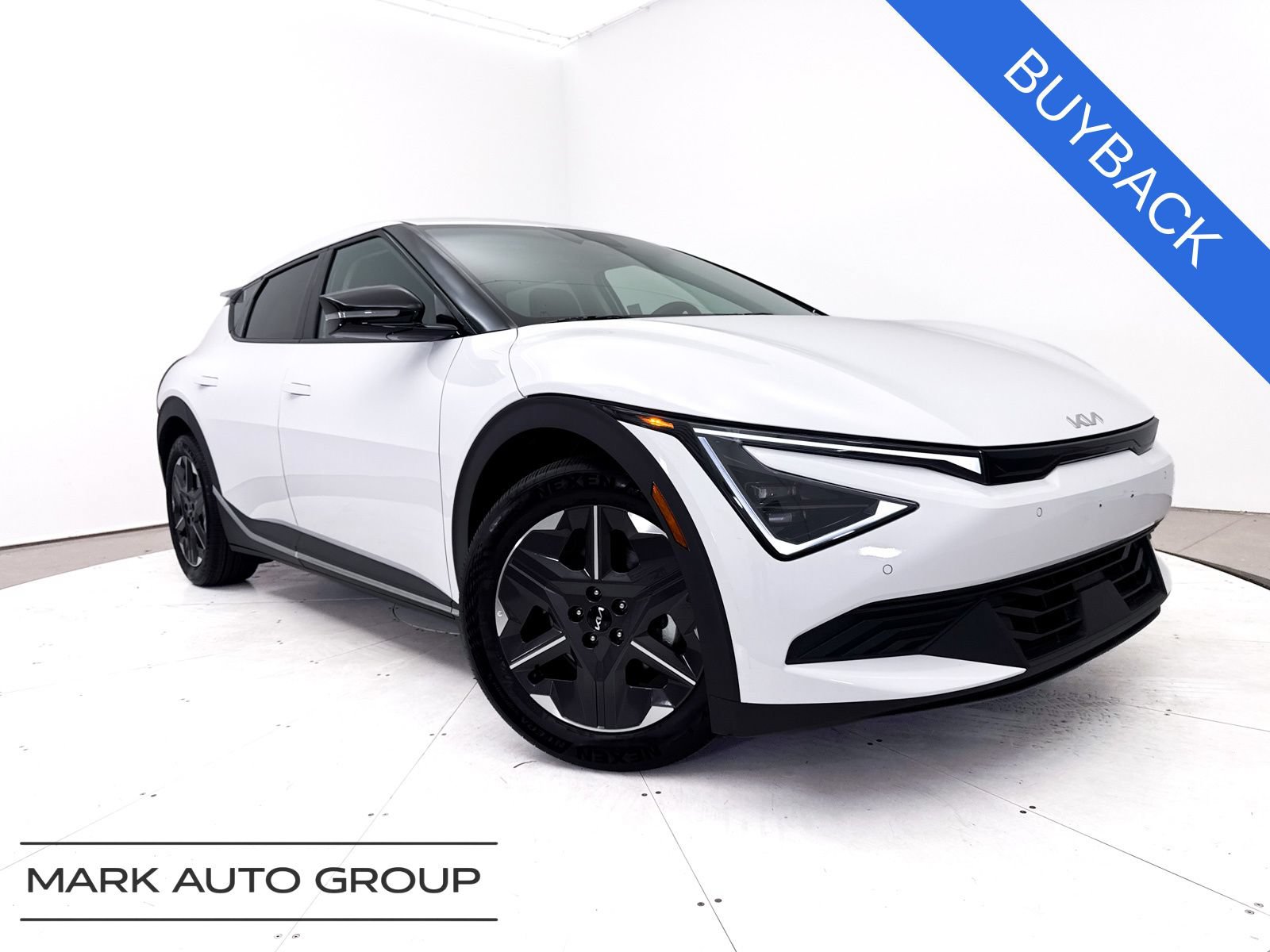 Used 2025 Kia EV6 Light RWD image 1