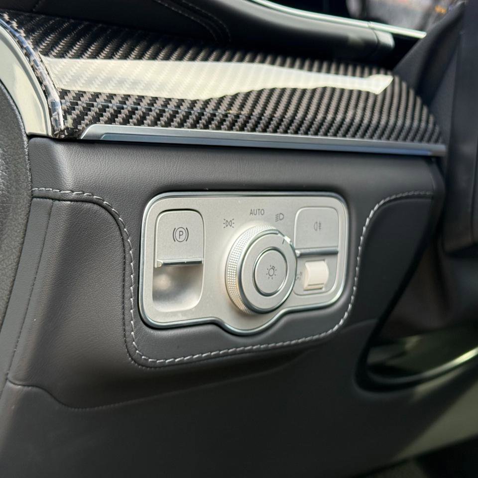 Used 2024 Mercedes-Benz GLS 63 AMG 4MATIC image 25