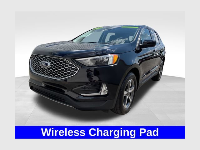 Used 2024 Ford Edge SEL w/ Convenience Package