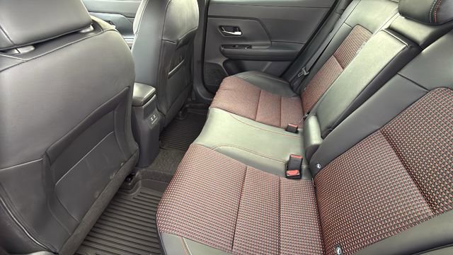 New 2026 Nissan Kicks SR w/ Cold Weather Package AWD/4WD image 24