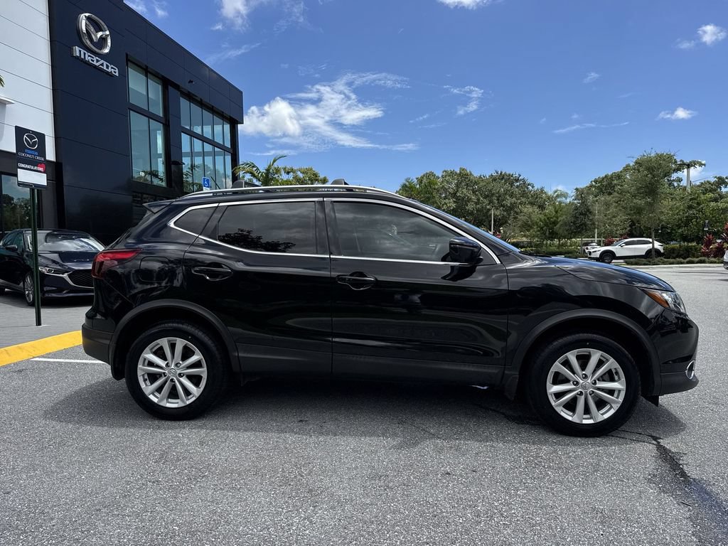 Used 2018 Nissan Rogue Sport SV w/ SV Technology Package AWD/4WD image 23