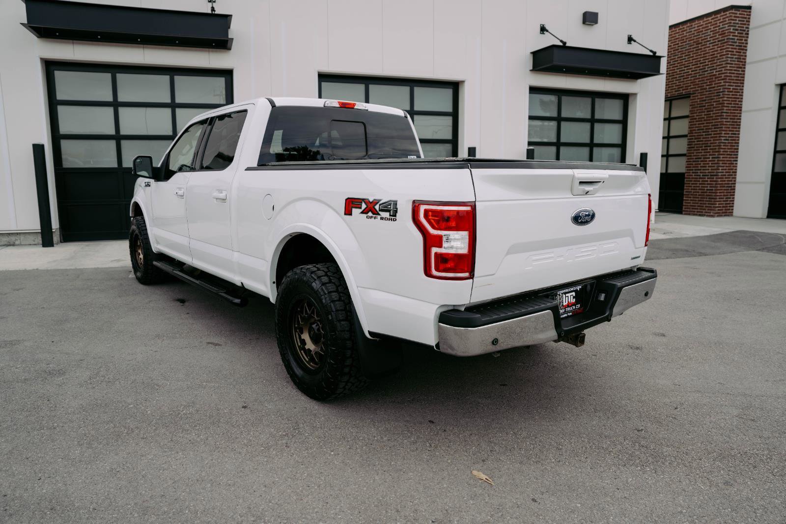 Used 2019 Ford F150 Lariat w/ FX4 Off-Road Package image 5