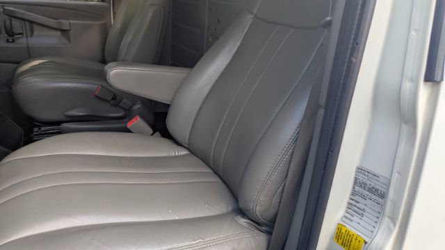 Used 2022 Chevrolet Express 2500 w/ Driver Convenience Package image 16