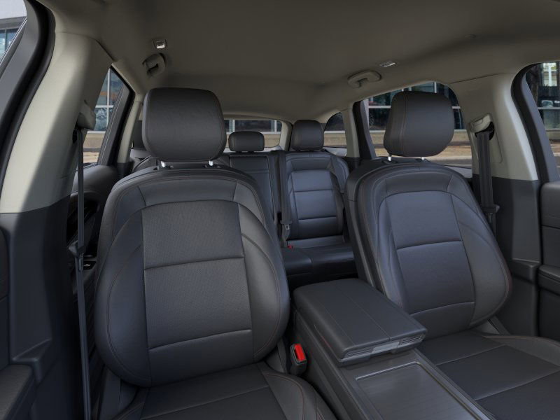 New 2026 Lincoln Nautilus Premier image 10