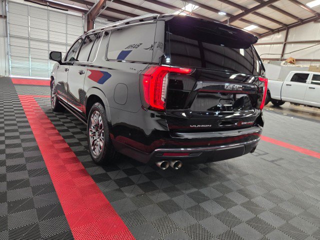 Used 2023 GMC Yukon XL Denali Ultimate AWD/4WD image 27