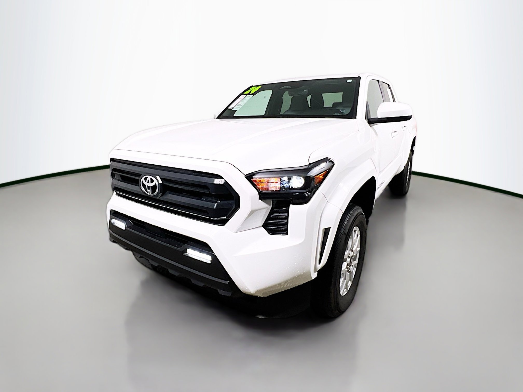 Used 2024 Toyota Tacoma SR5 image 10