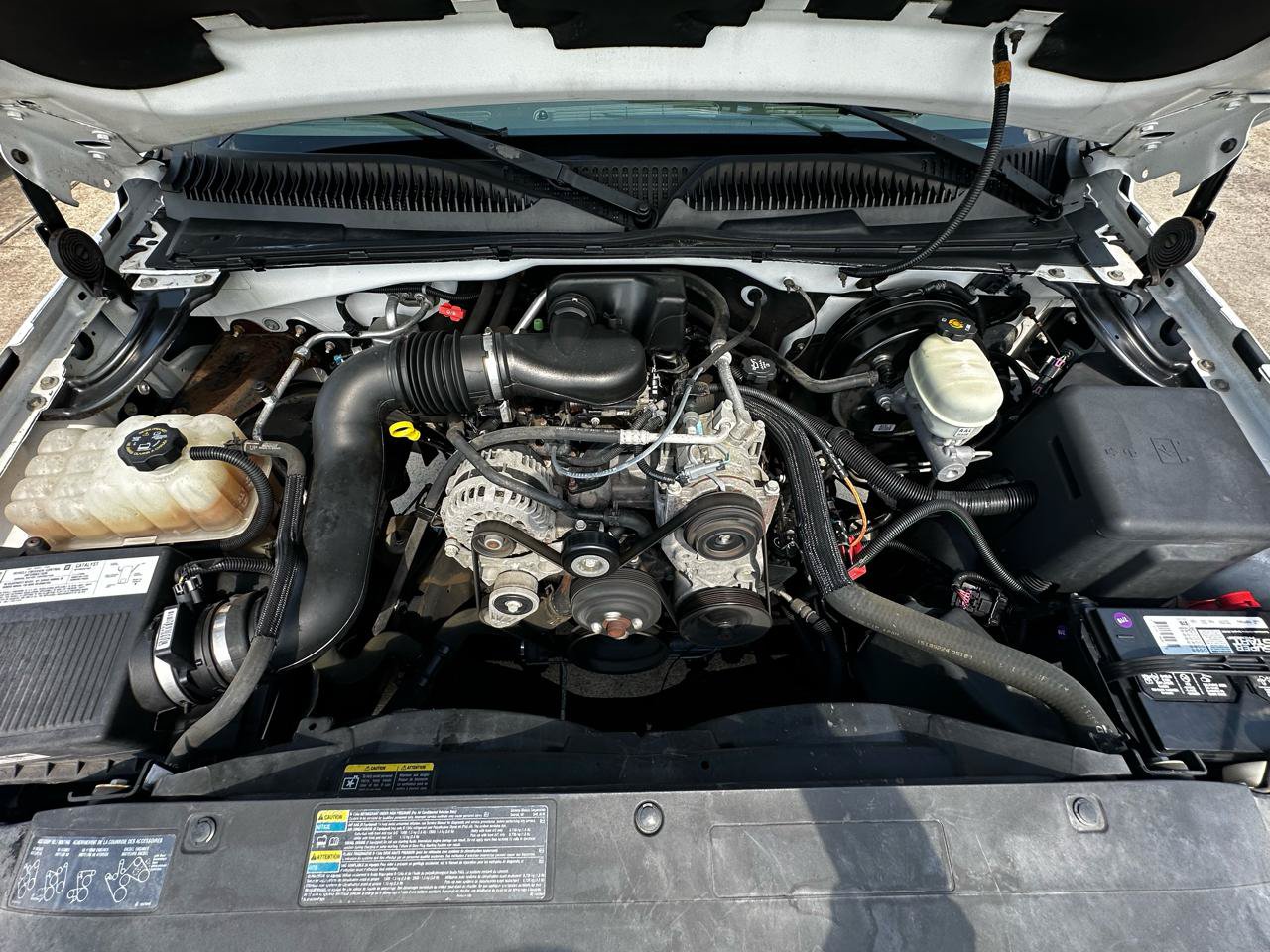 Used 2005 Chevrolet Silverado 1500 W/T RWD image 16