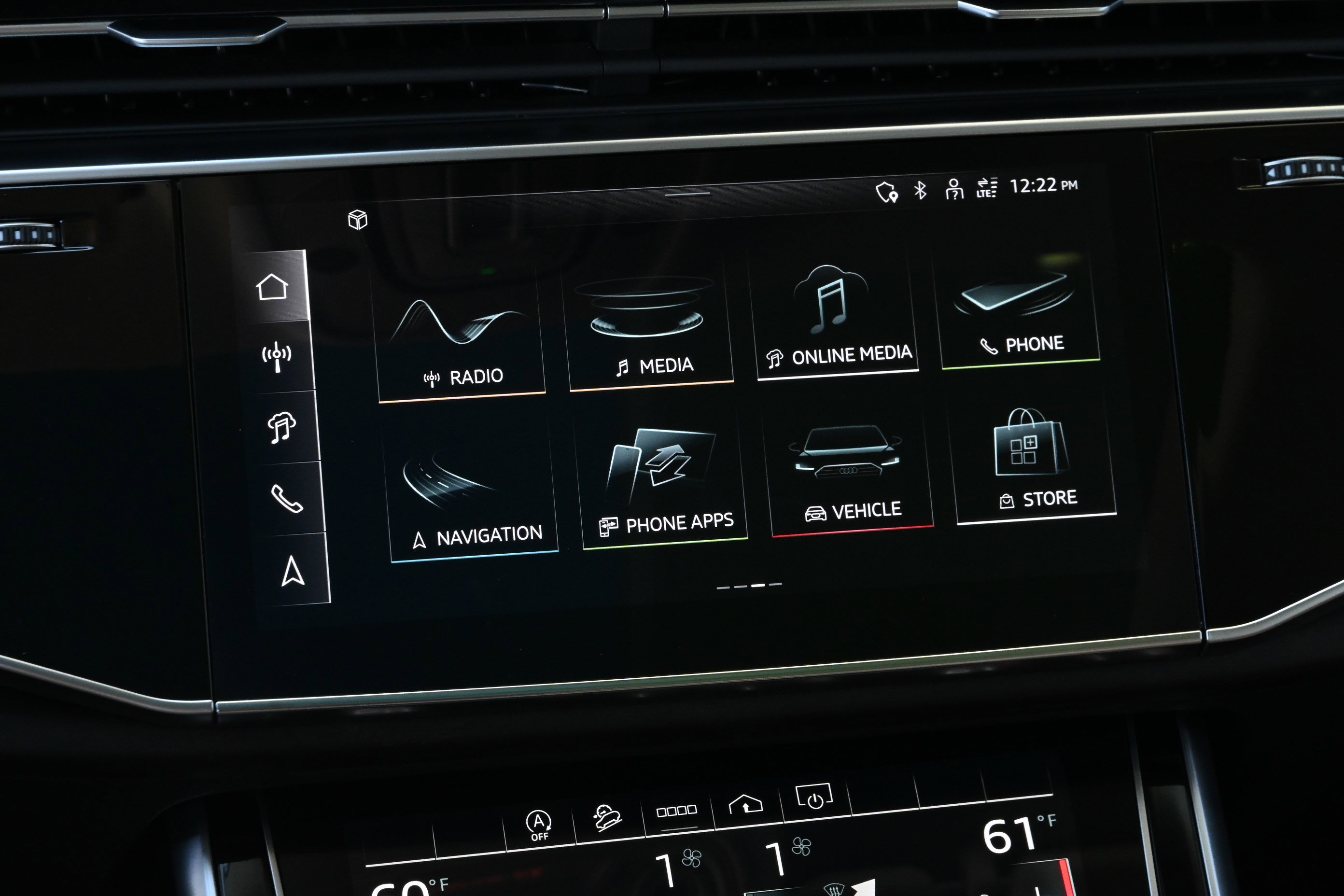 Used 2024 Audi Q8 Premium Plus image 19