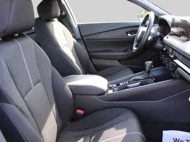 Used 2025 Honda Accord Sport image 25