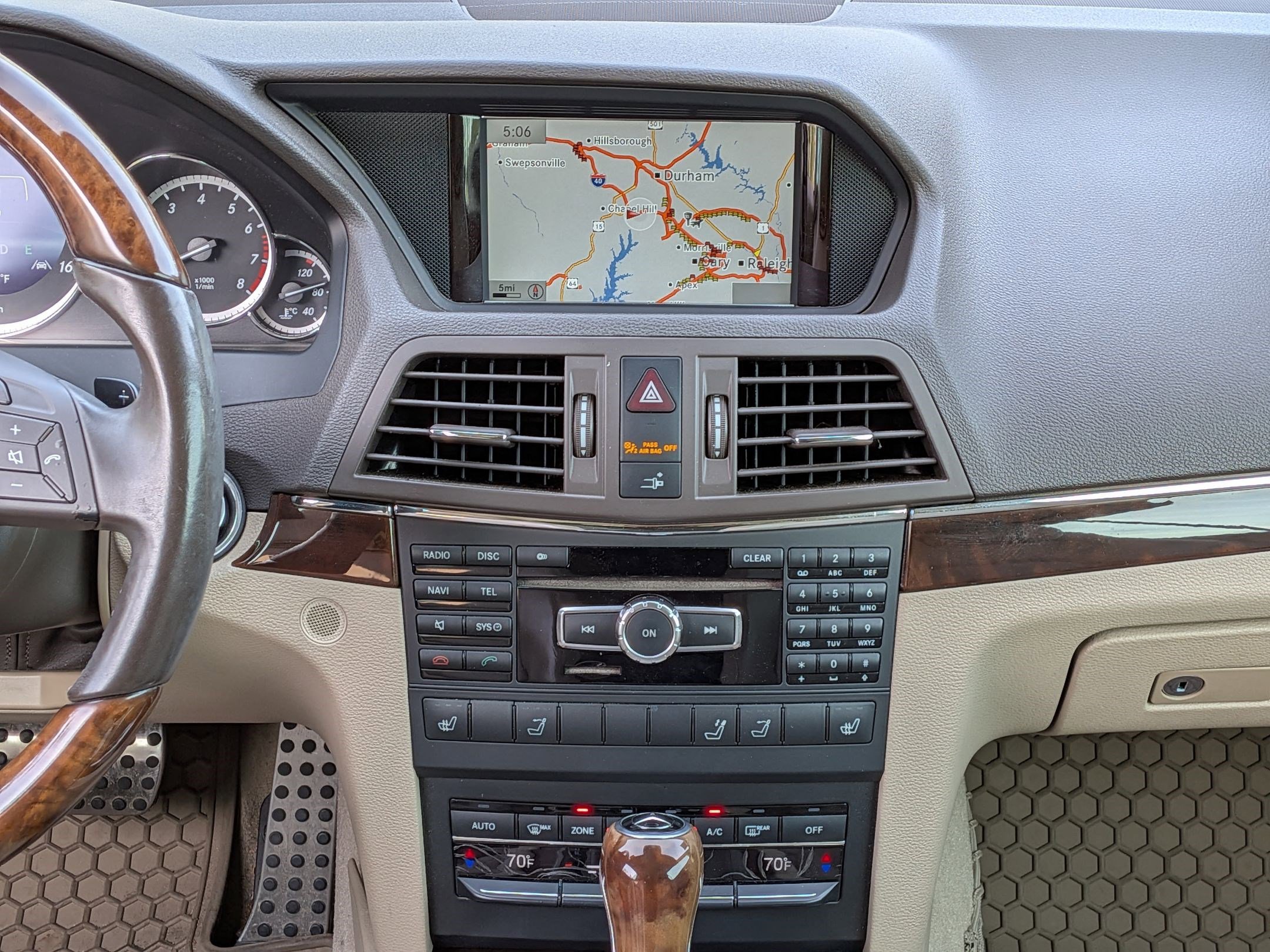 Used 2013 Mercedes-Benz E 350 Cabriolet image 19