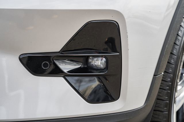 Used 2023 Volvo XC40 B5 Plus w/ Climate Package image 14