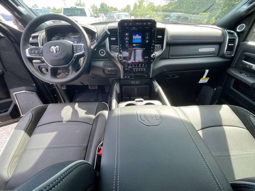 New 2026 RAM 2500 Laramie AWD/4WD image 3