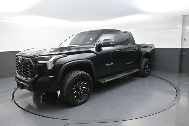 Used 2024 Toyota Tundra SR5 w/ SR5 Premium Package AWD/4WD image 46