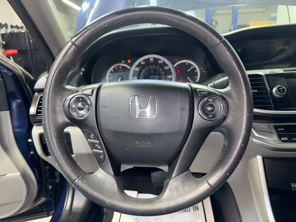 Used 2015 Honda Accord EX-L image 19