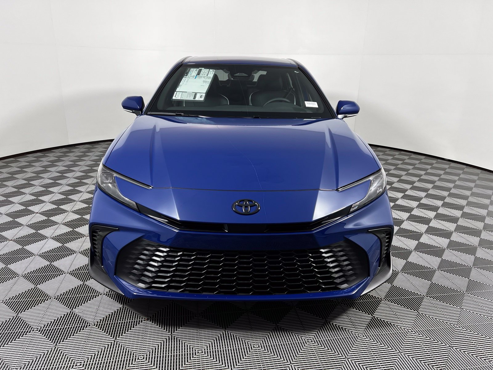 New 2026 Toyota Camry SE FWD image 2