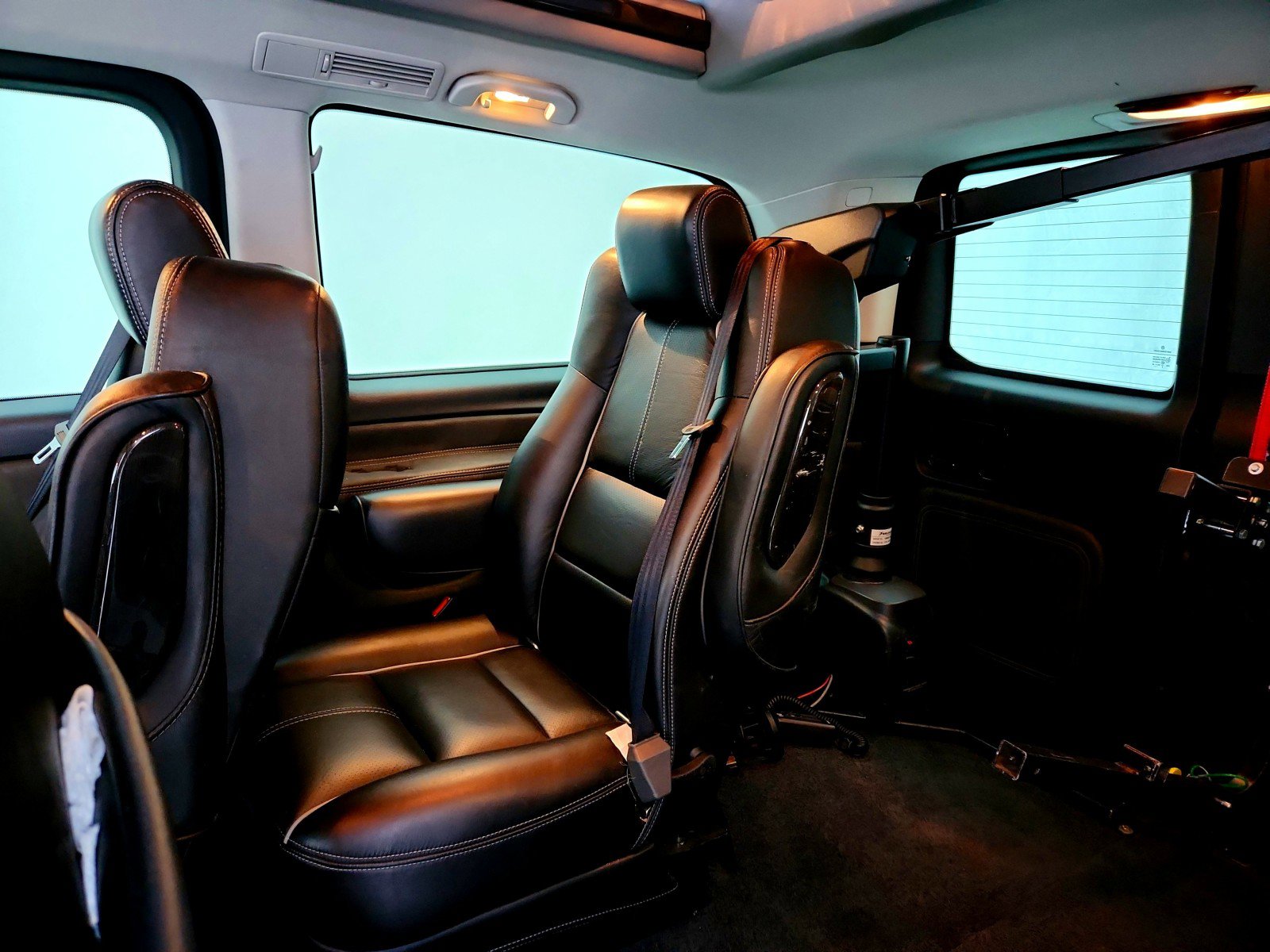 Used 2019 Mercedes-Benz Metris Passenger image 21