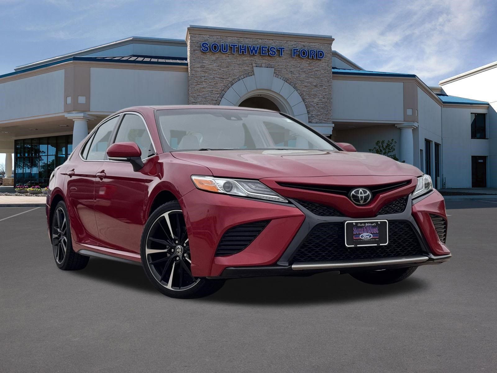 Used 2020 Toyota Camry XSE