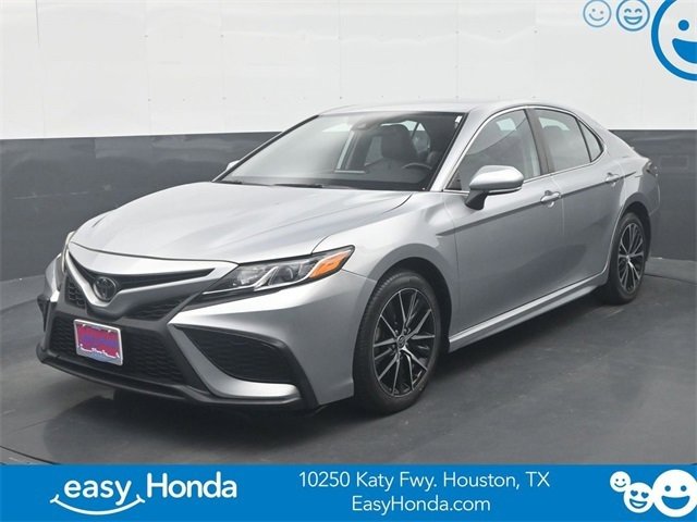 Used 2022 Toyota Camry SE