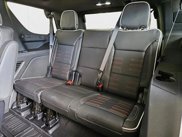 Used 2025 GMC Yukon AT4 Ultimate image 22