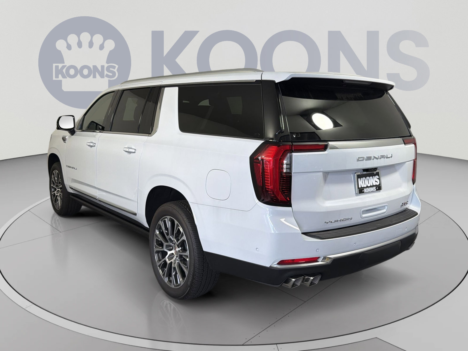 New 2026 GMC Yukon XL Denali w/ Denali Reserve Package AWD/4WD image 4