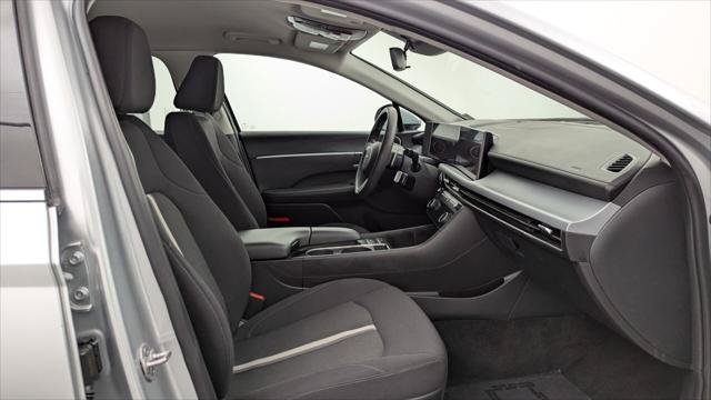 Used 2025 Hyundai Sonata SEL FWD image 21